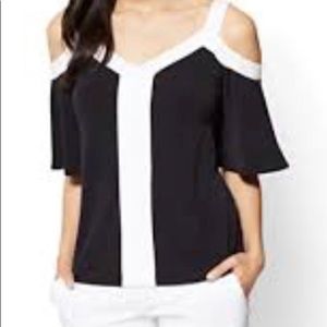 NY & Company 7th Ave black and white top